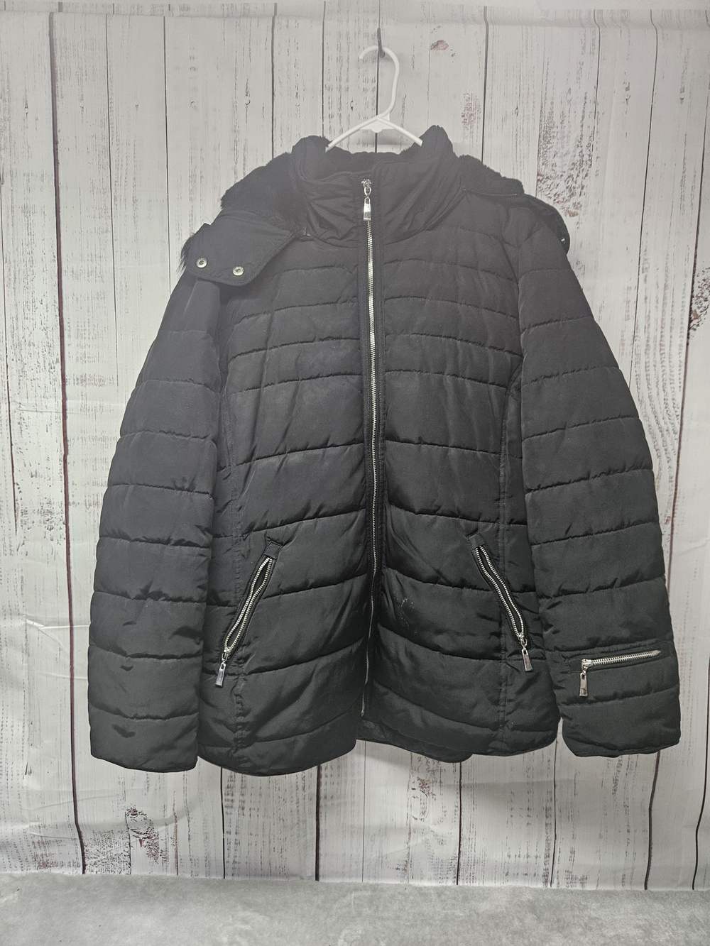 Black Quilted Puffer Jacket - Women